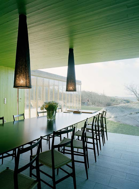 green alfresco dining