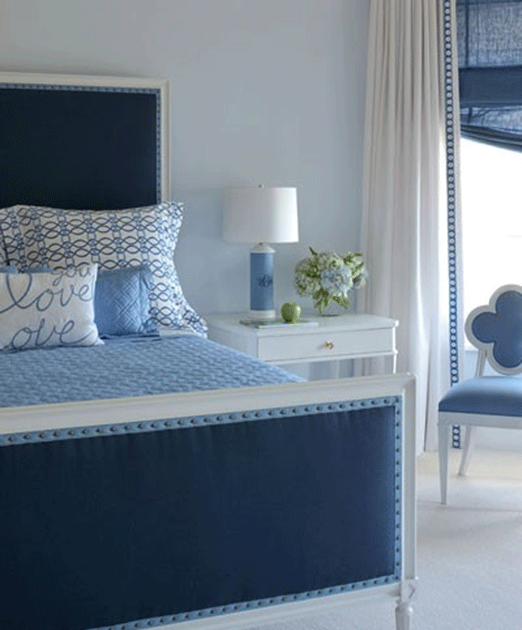 blue traditional bedroom
