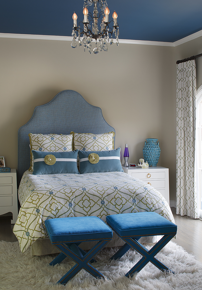 contemporaru blue with gold bedroom