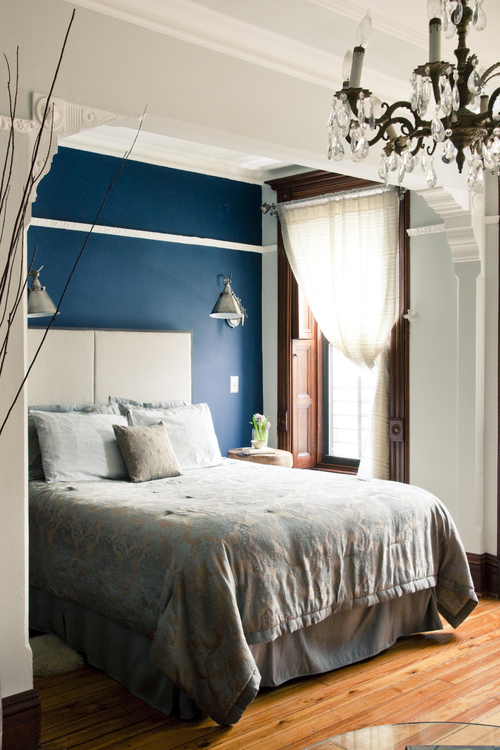 bedroom in blue