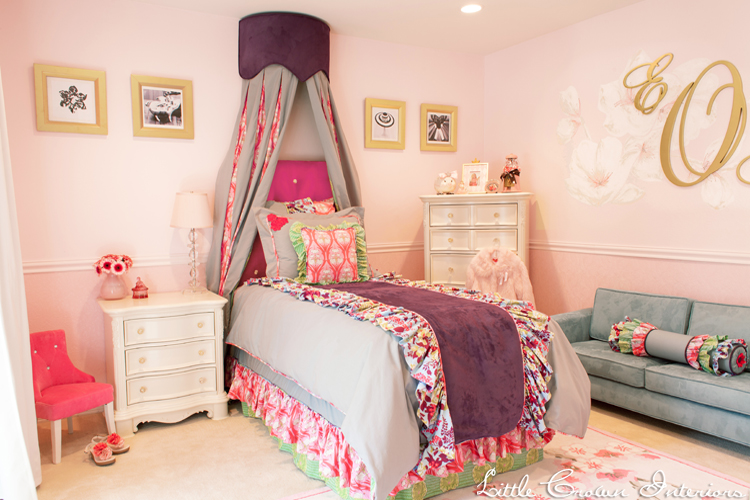 Girls Bedroom in Pink and Green - Interiors By Color