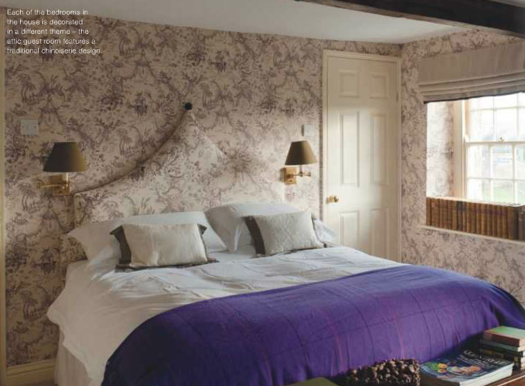 Traditional-chinoiserie-purple-bedroom