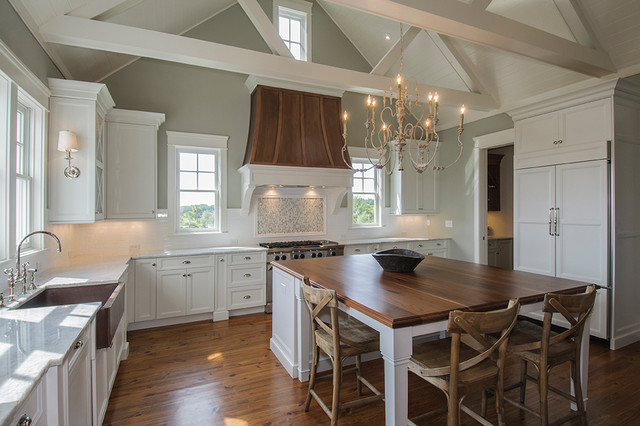 Benjamin Moore Horizon kitchen walls. Via Jackson Built Custom Homes