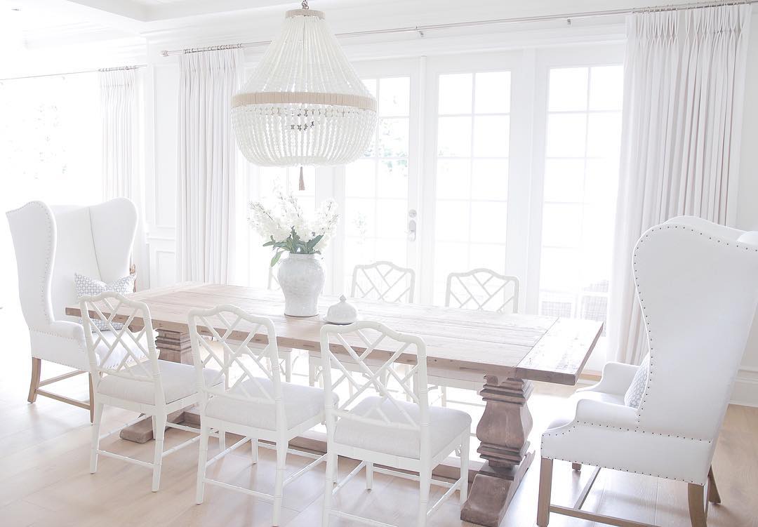 Benjamin Moore's Simply White walls dining room