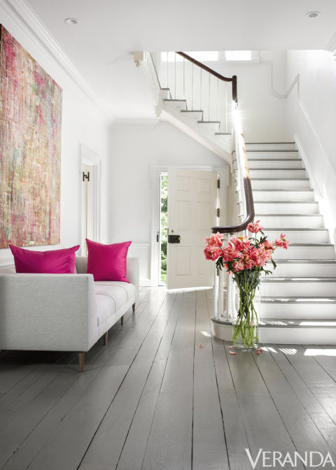 white and hot pink foyer