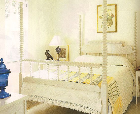 Guest bedroom in Albert Hadley's Naples, FL home in white and yellow