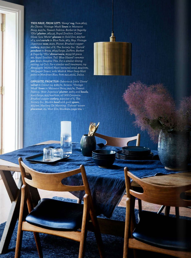 dark-blue-dining-room-decor