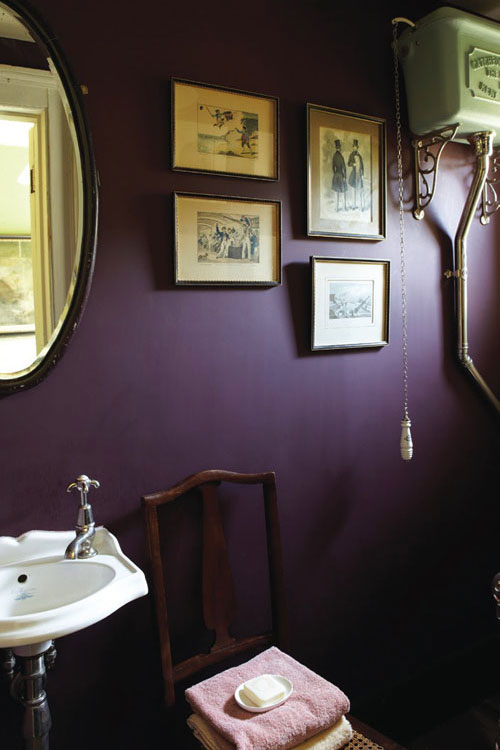 Bathroom in Brinjal No.222 Modern Emulsion