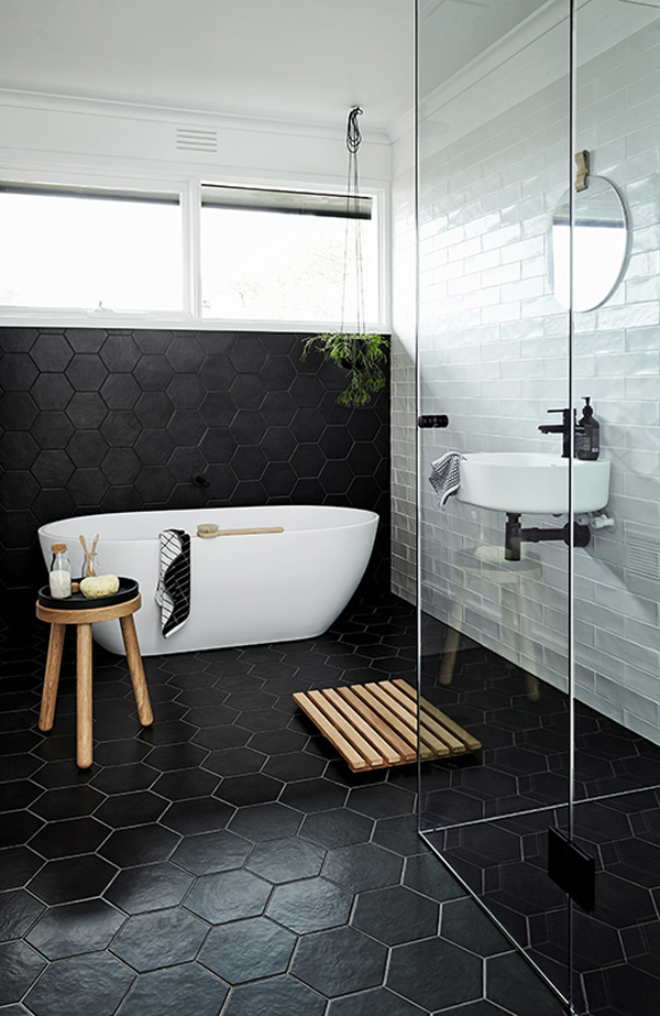 Bathrooms with Black Walls