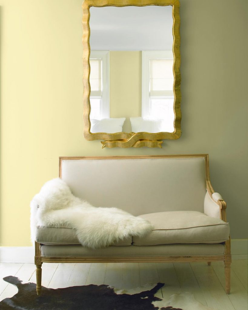 Benjamin Moore Beacon Hill Damask paint