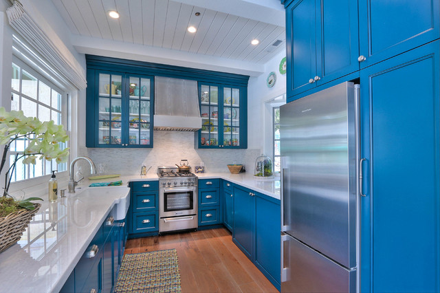 Cobalt blue kitchen interior design ideas