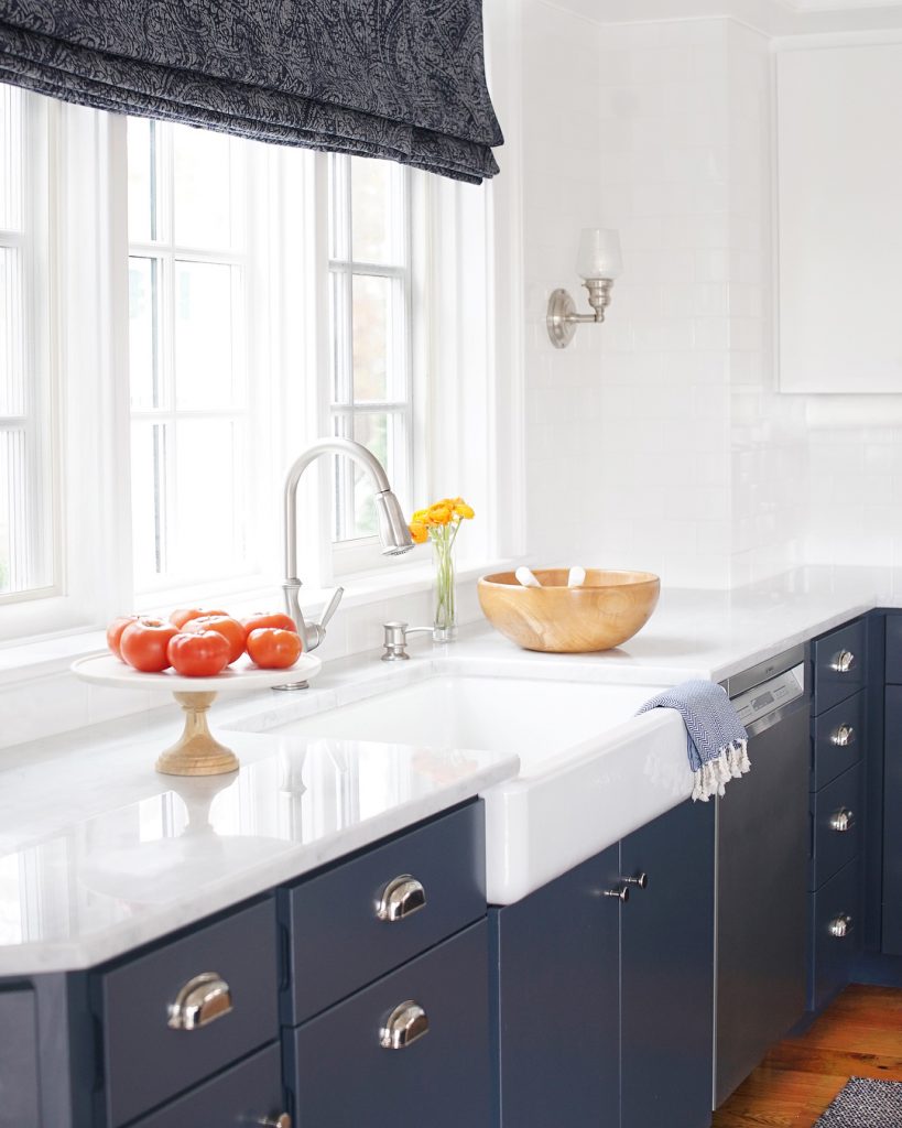 white and navy kitchen Benjamin moore hale navy