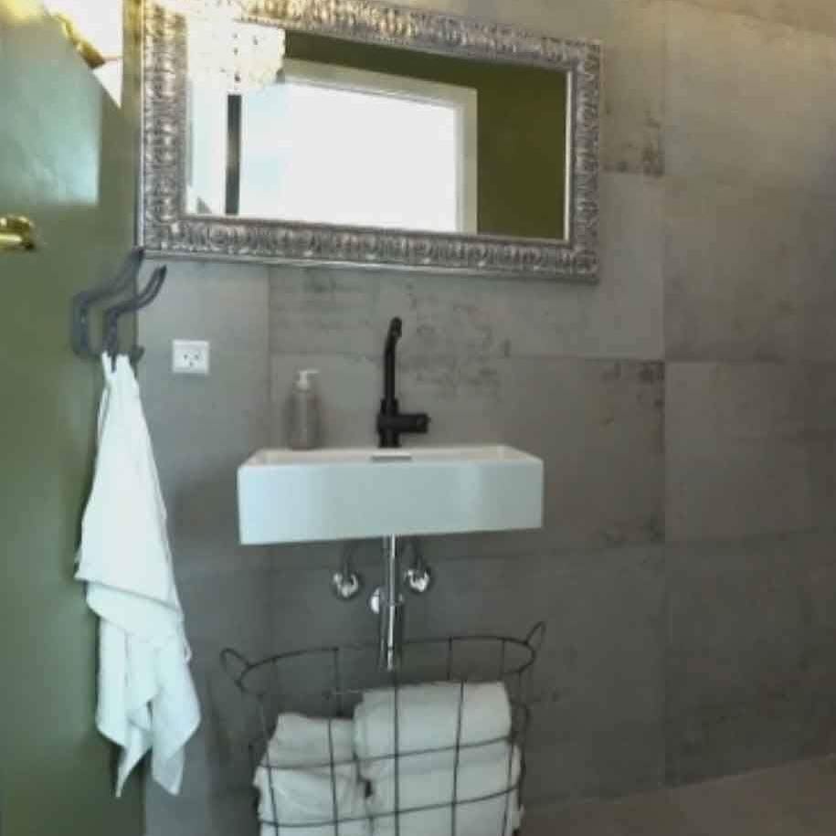 concrete tiles walls shower