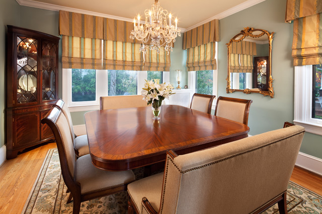 Benjamin Moore Wythe Blue Traditional Dining Room - Click on image to see more examples