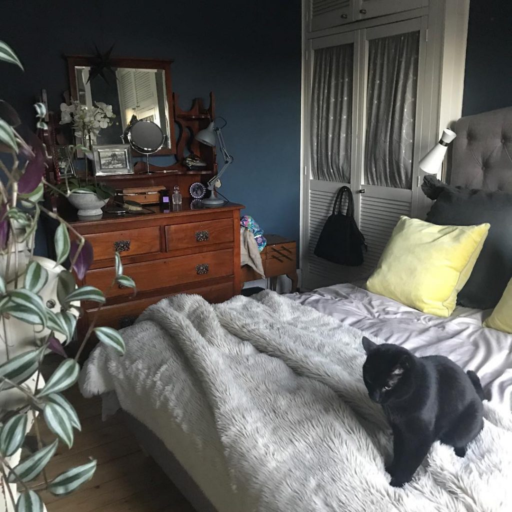 Farrow & Ball Stiffkey Blue Painted Bedroom Walls