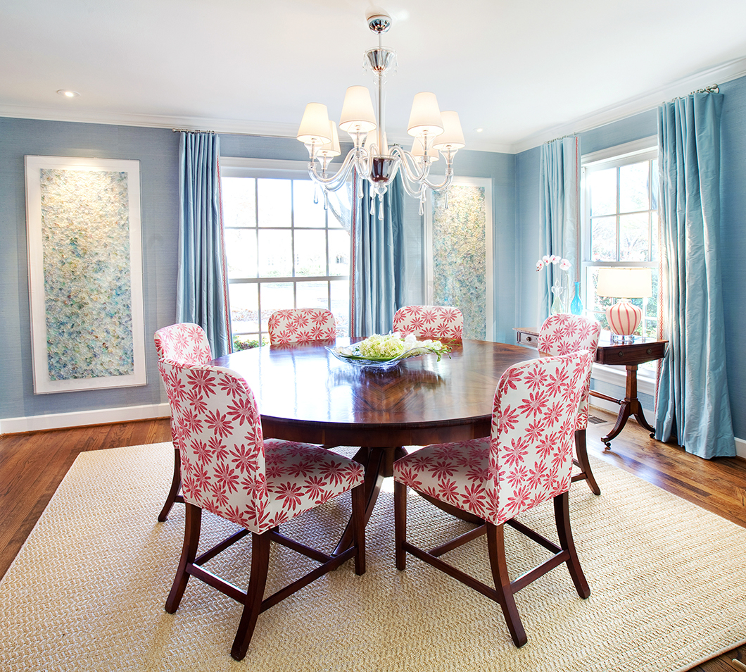 formal dining room in blue and red