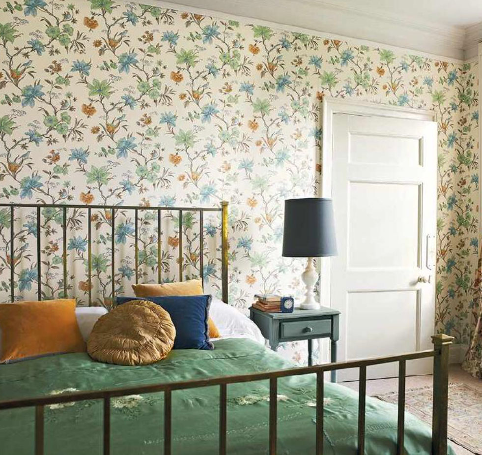 green-country-bedroom