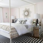 Soft and Hard - Traditional Bedroom