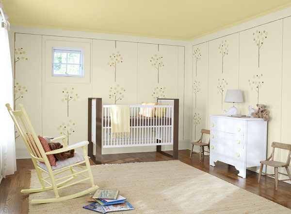 Baby's Nursery in Creamy Yellow and Neutrals