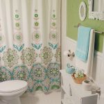 Retro Vintage Bathroom in Blue & Green