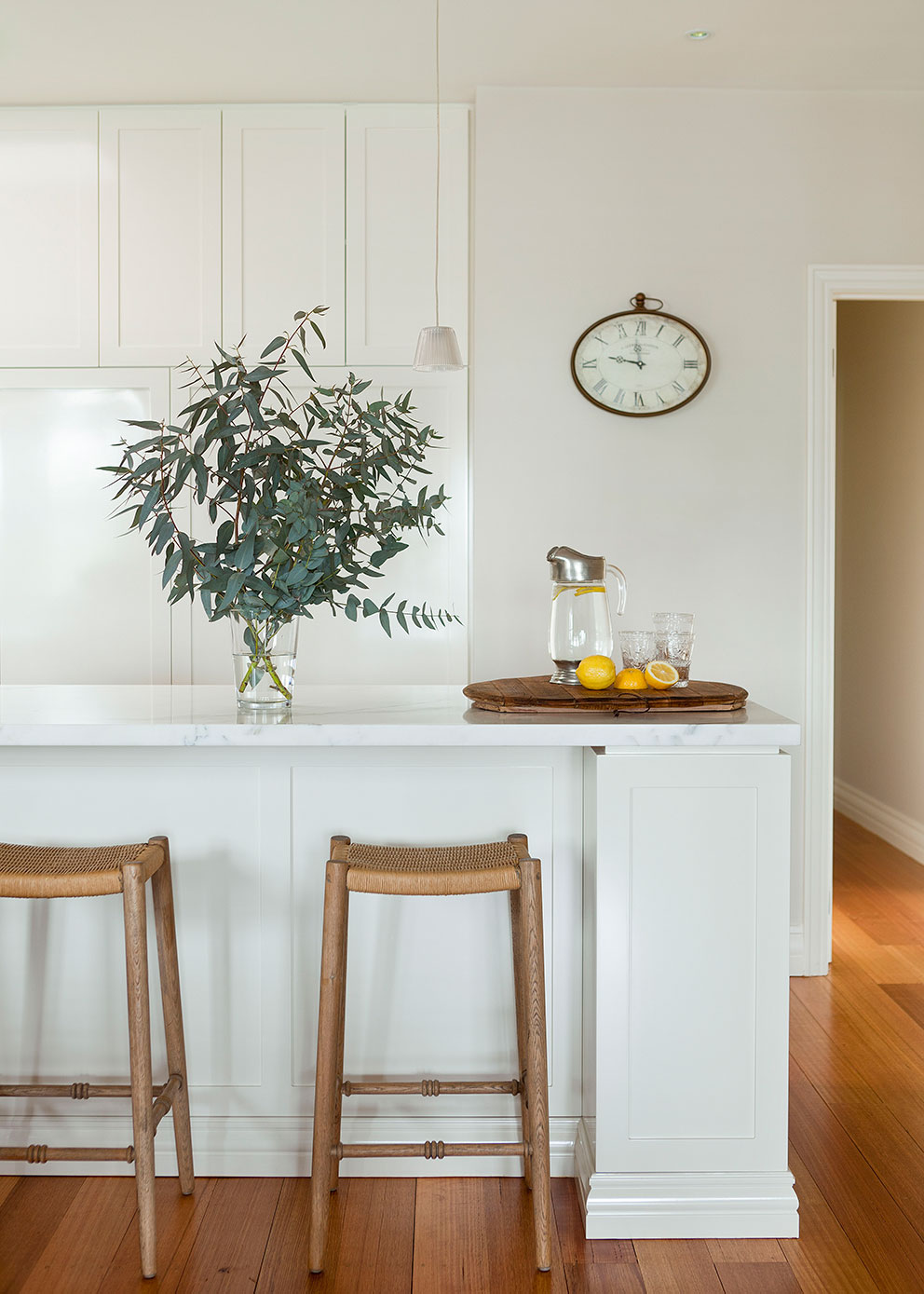 white-with-a-little-bit-of-grey-is-a-good-choice;-try-Dulux’s-Lexicon-Quarter-or-White-on-White-kitchen