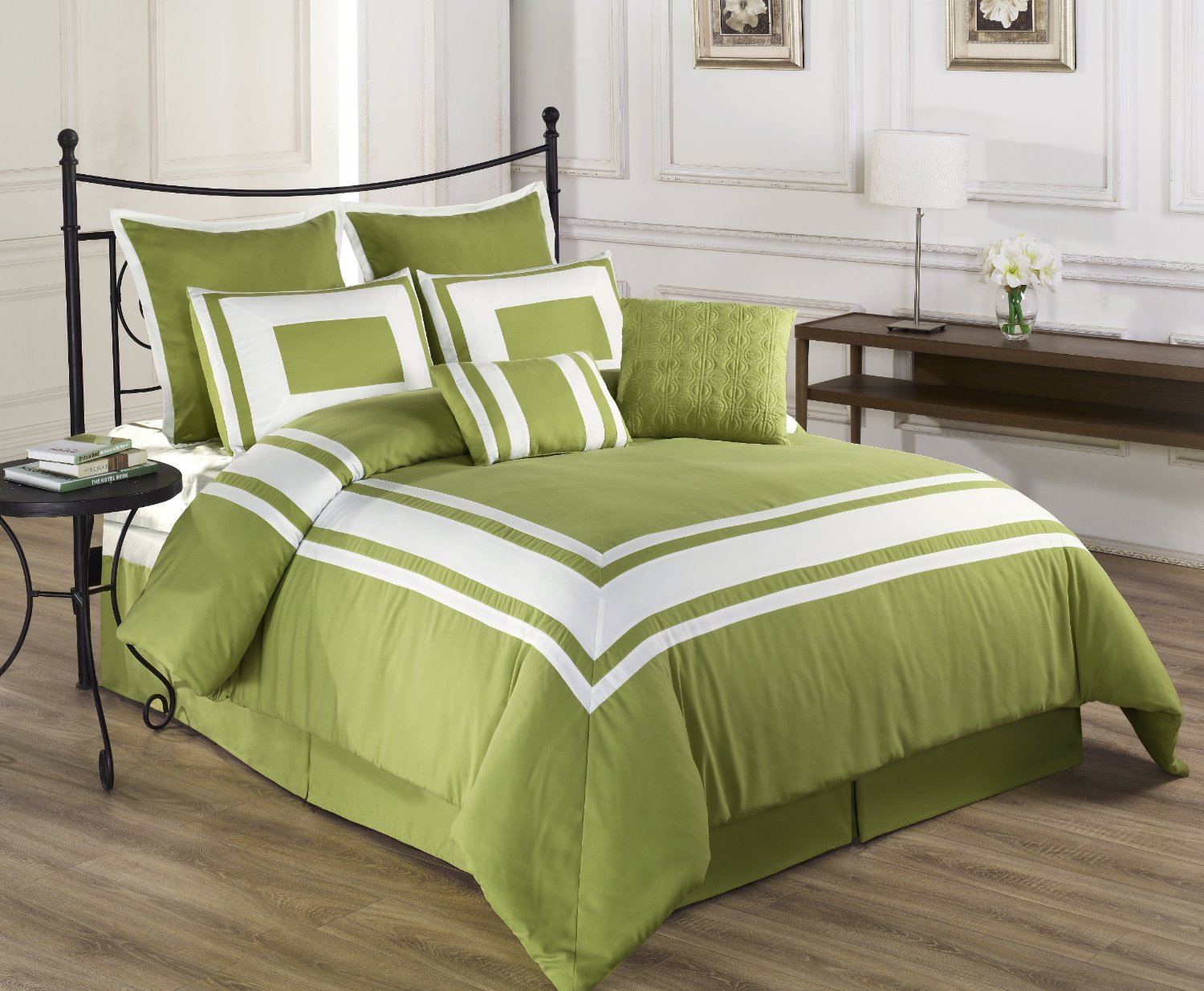 traditional-green-bedspread