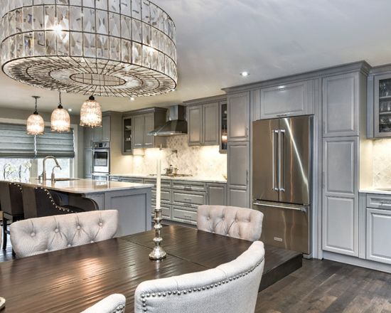 Traditional Kitchen in Pebble Gray Color Scheme