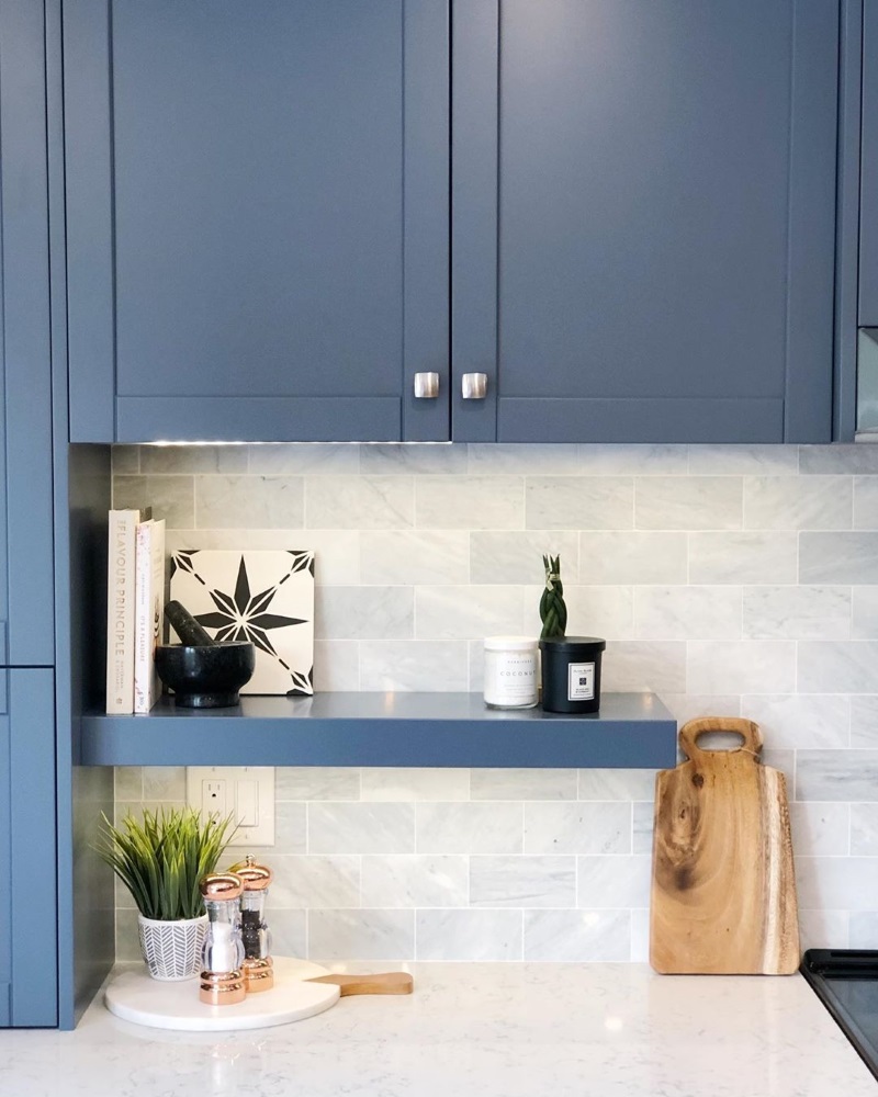 Benjamin Moore Gray Wolf paint color kitchen