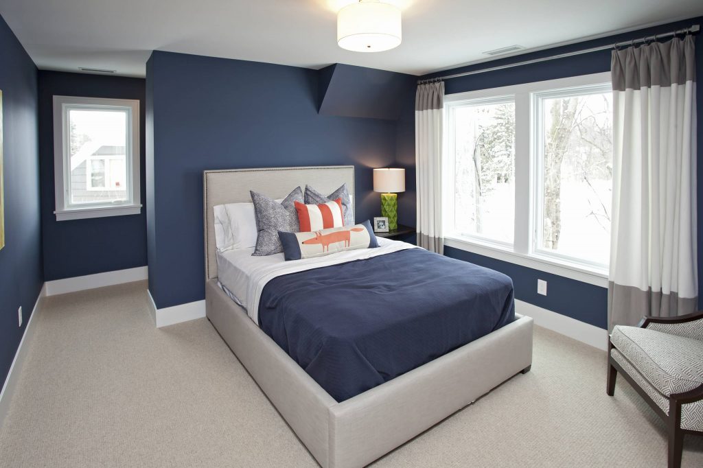 Navy bedroom Benjamin Moore Newburyport Blue