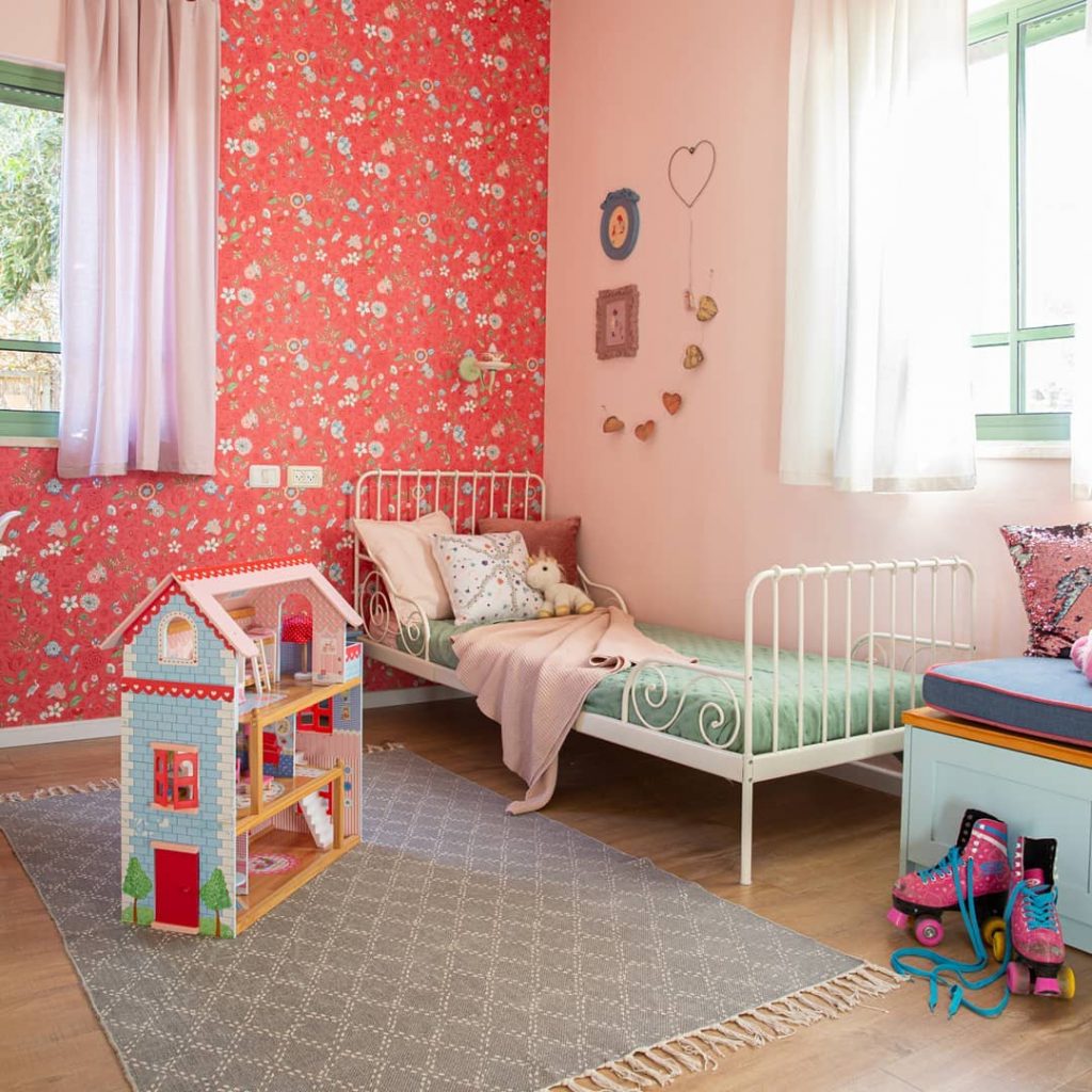 Girl's bedroom interior in mint and red