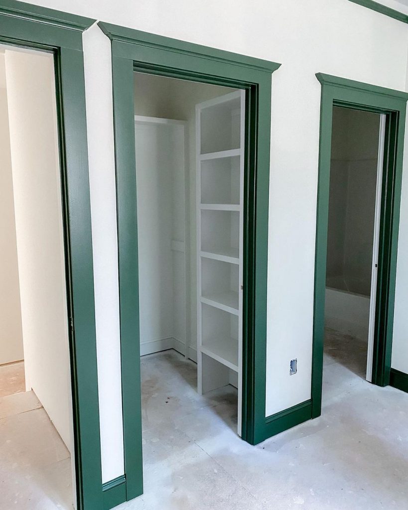 Benjamin Moore Peale Green trim