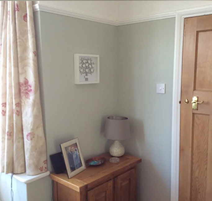 Farrow & Ball Cromarty north facing