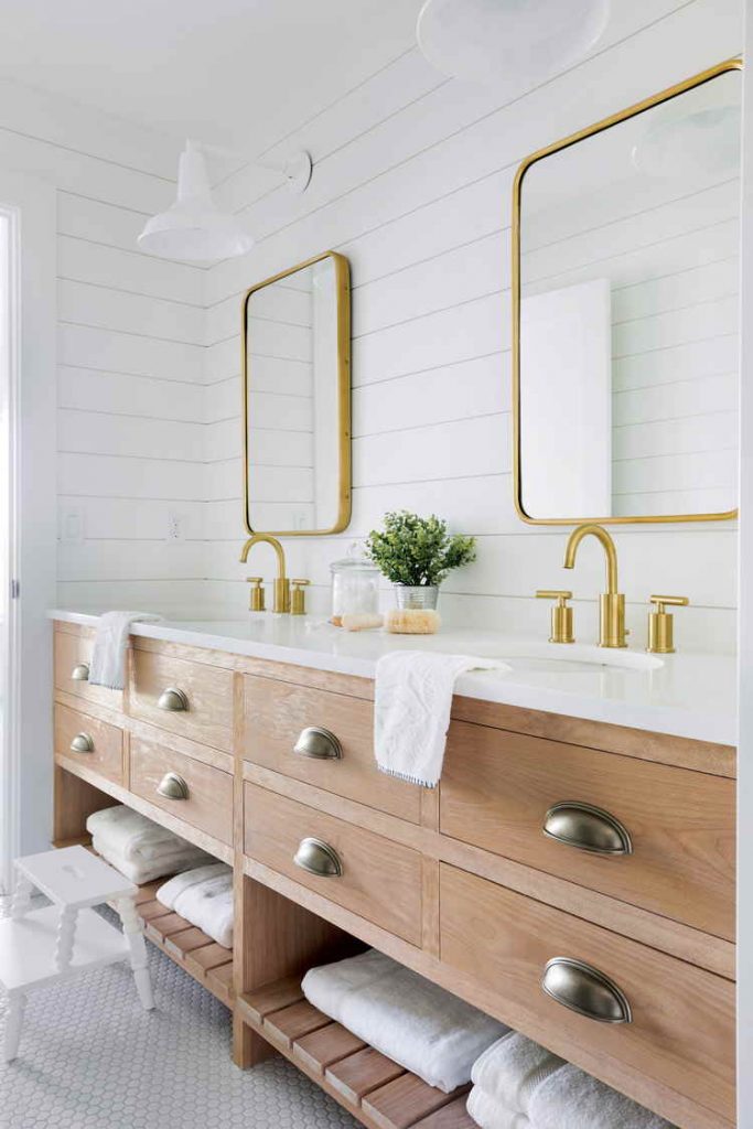 Modern farmhouse style bathroom