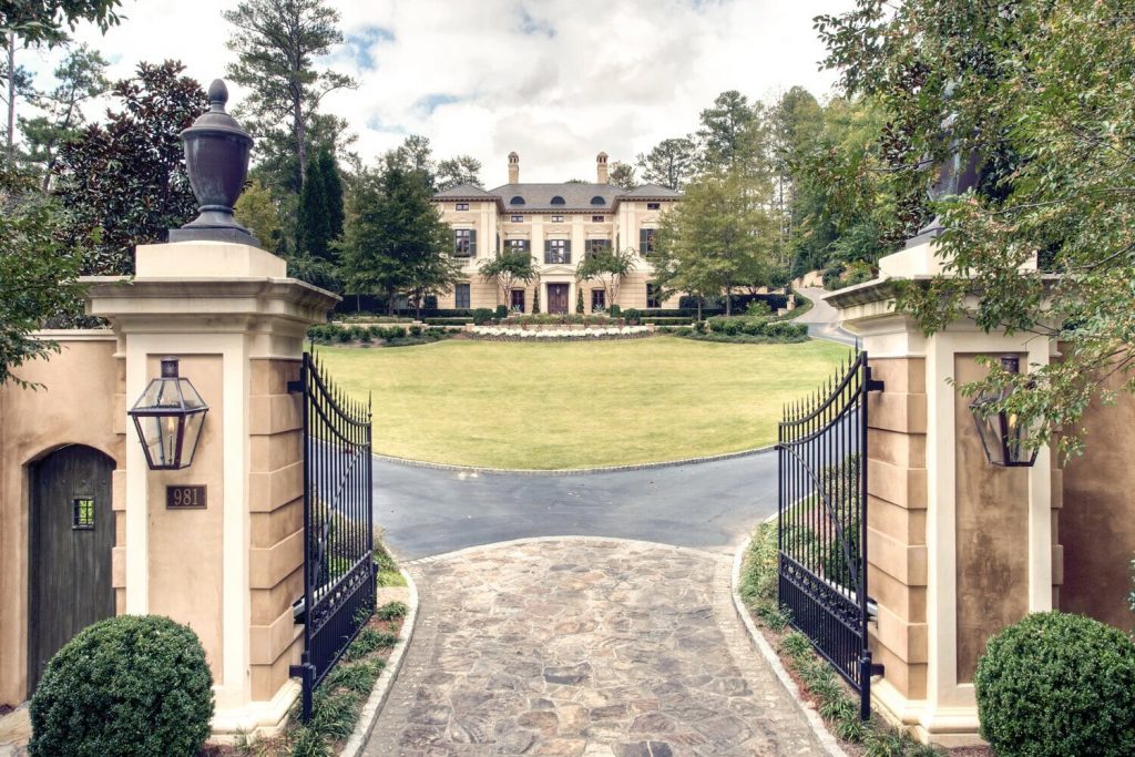 plantation home entrance