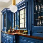 Benjamin Moore Newburyport Blue Butler's Pantry