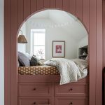Benjamin Moore Soft Cranberry Pink Paint