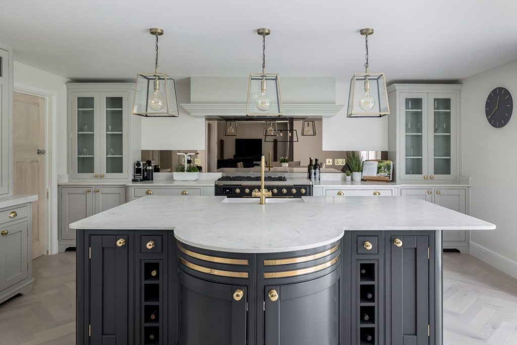 Bespoke Open Plan Shaker Style Kitchen