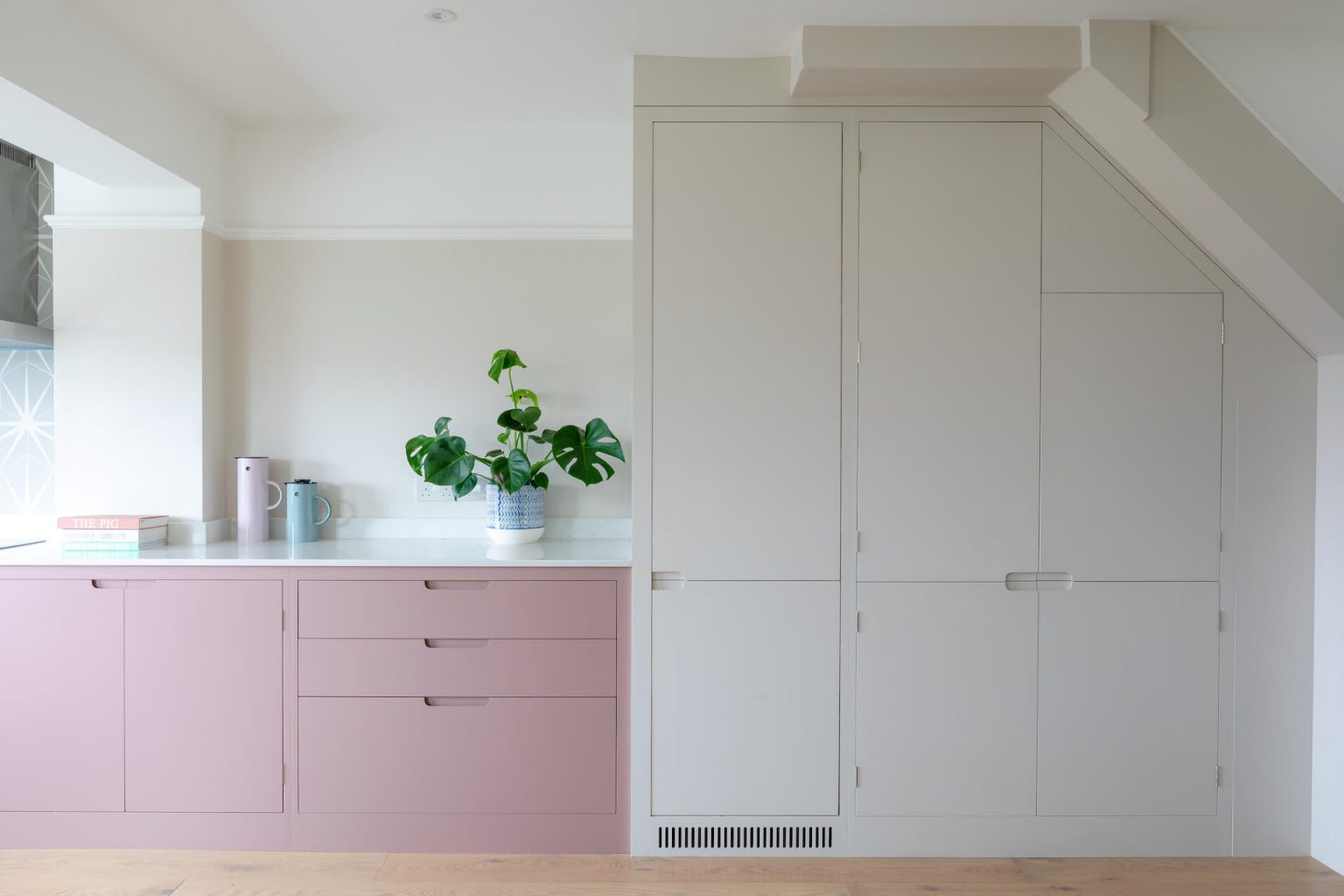 Farrow & Ball Sulking Room Pink & Skimming Stone Sustainable Kitchen