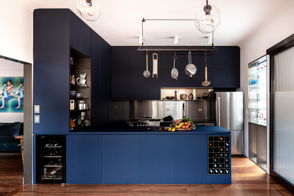 Nanotech Laminate kitchen in dark blue