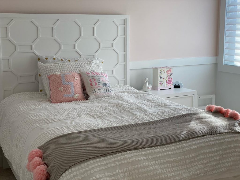 pink and white bedroom design Benjamin Moore Pink Bliss