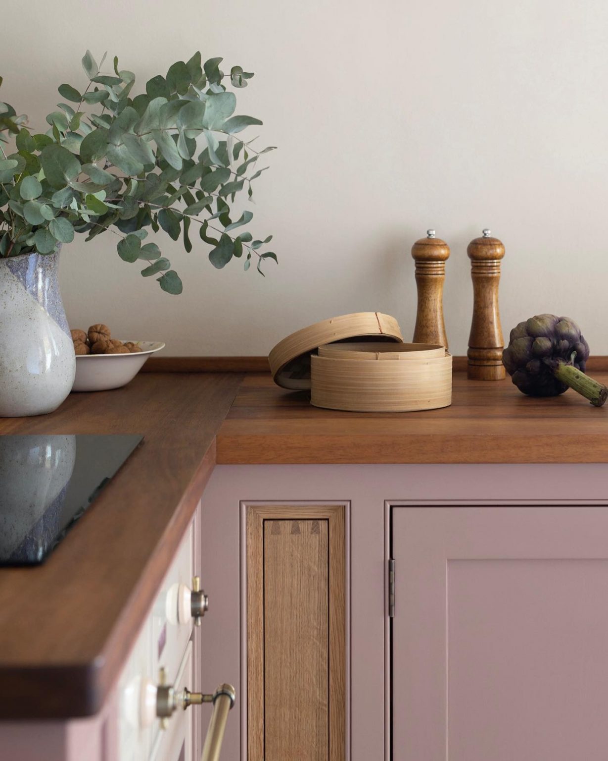 12+ Pink Paint Colors for Your Kitchen that are Inspirational!