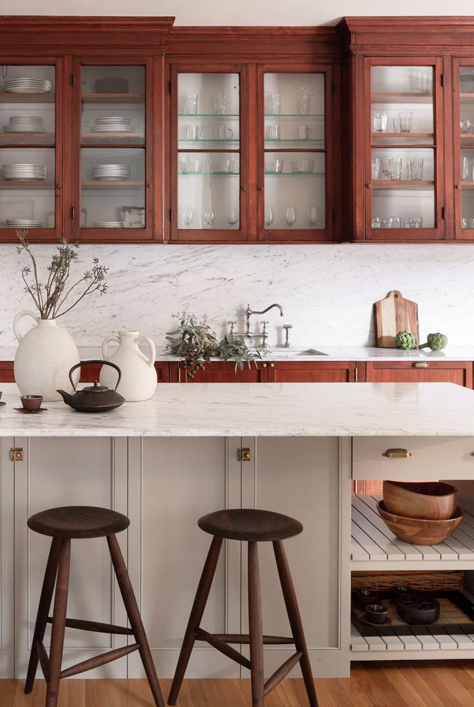 Cherry wood and light greige two-tone kitchen