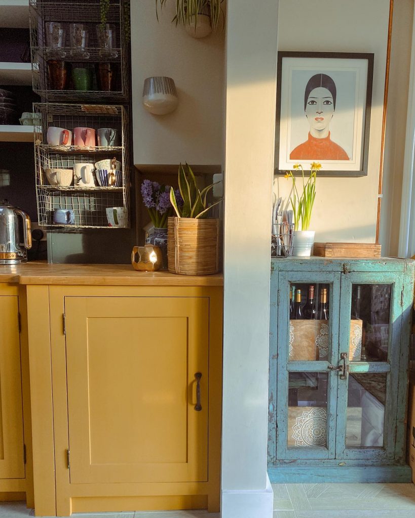 Farrow & Ball India Yellow Kitchens cabinets