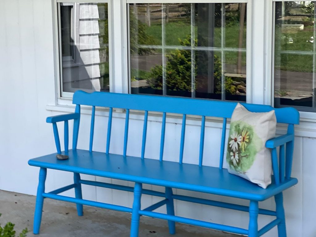 Farrow and Ball st Giles Blue painted bench