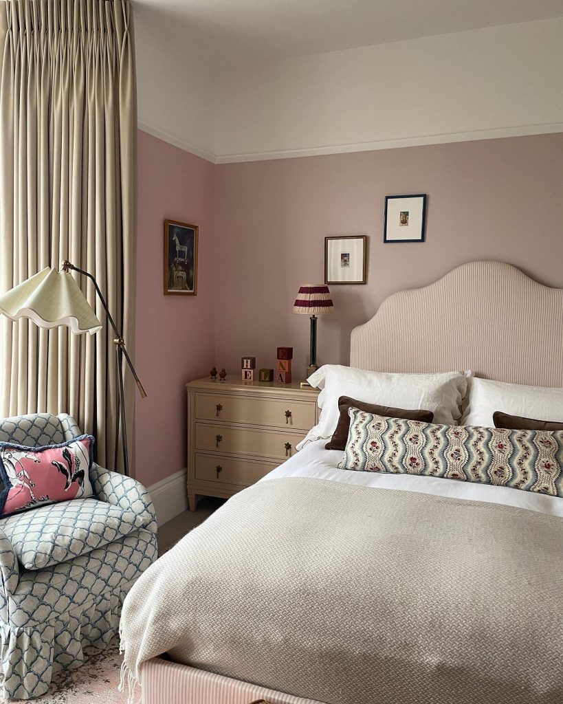 Little Greene Confetti pink bedroom wall