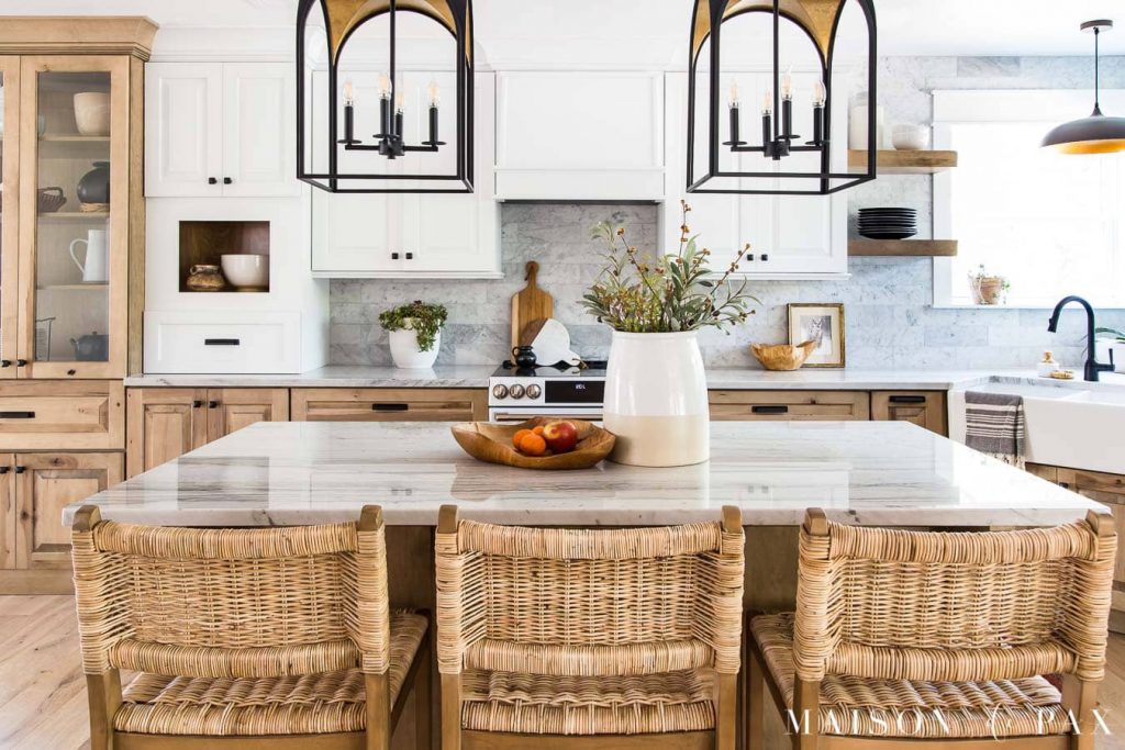 wood-and-white-two-tone-kitchen