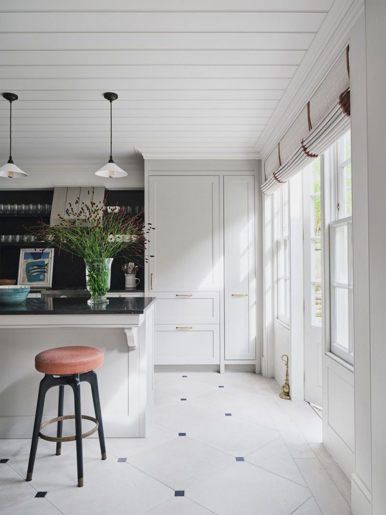 modern white kitchen design 2023