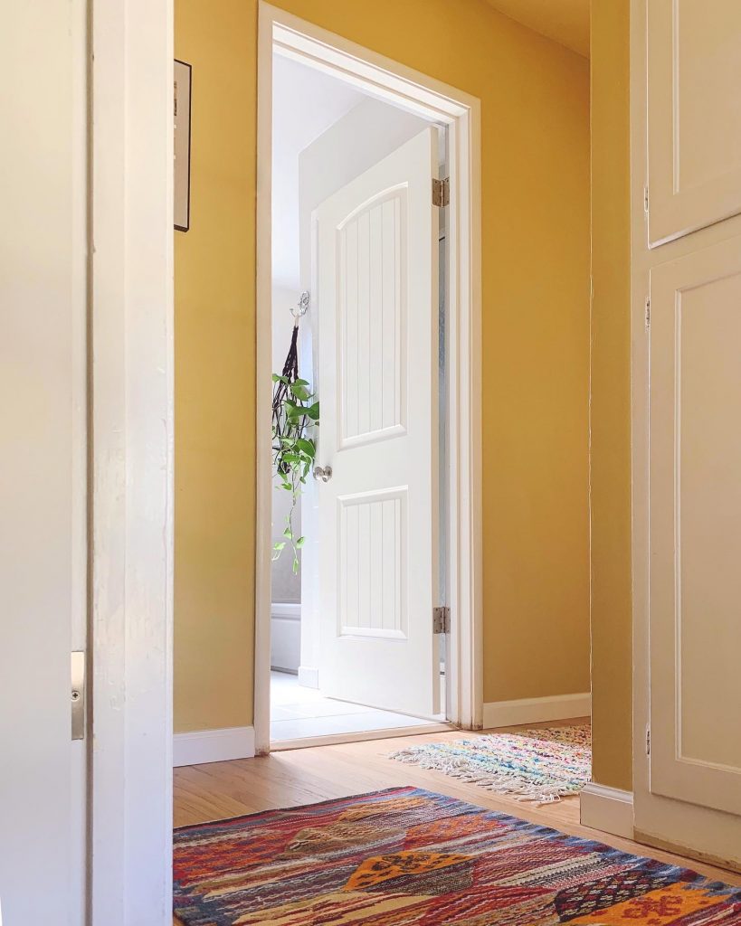 Benjamin Moore Chestertown Buff hallway