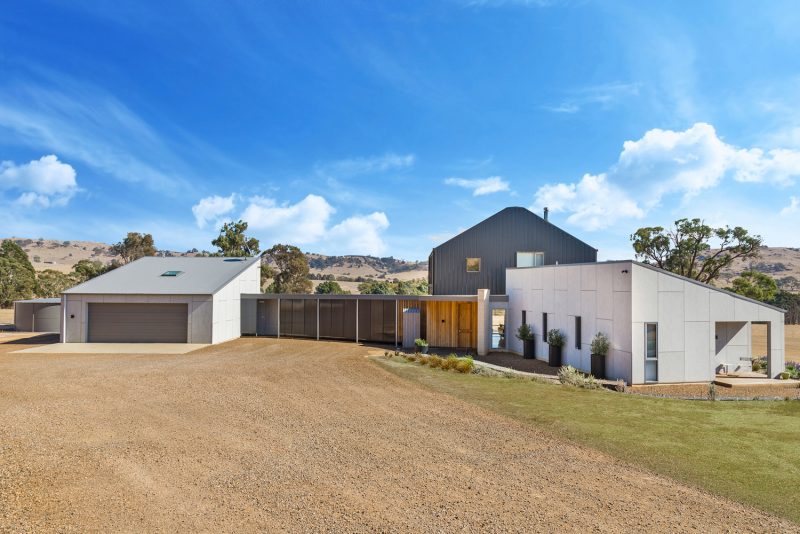 Modern Farmhouse in the Victorian Country acreage exterior