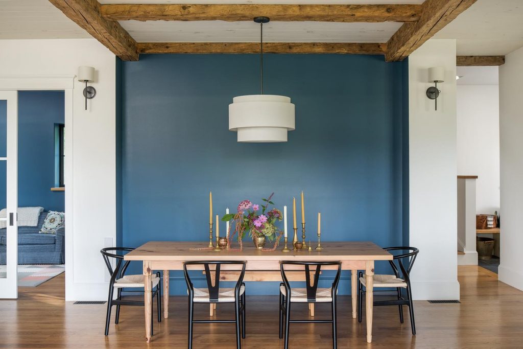 Benjamin Moore Blue Danube wall